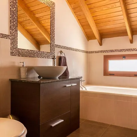 Casa La Huertecilla Chalet *