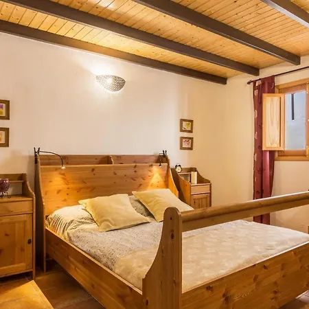 Casa La Huertecilla 샬레 La Sorrueda